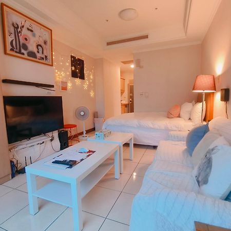 Niwill Homestay Taichung Esterno foto
