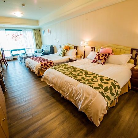 Niwill Homestay Taichung Esterno foto