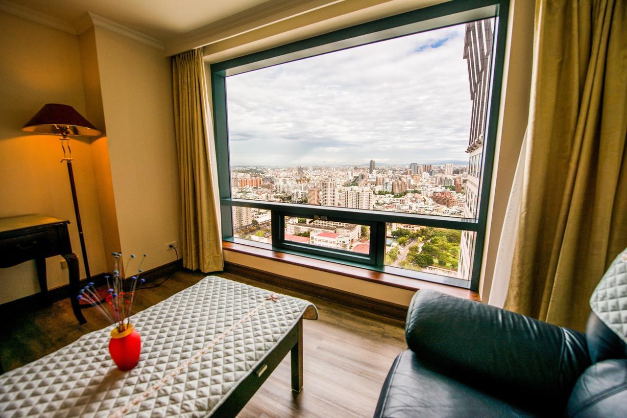 Niwill Homestay Taichung Esterno foto