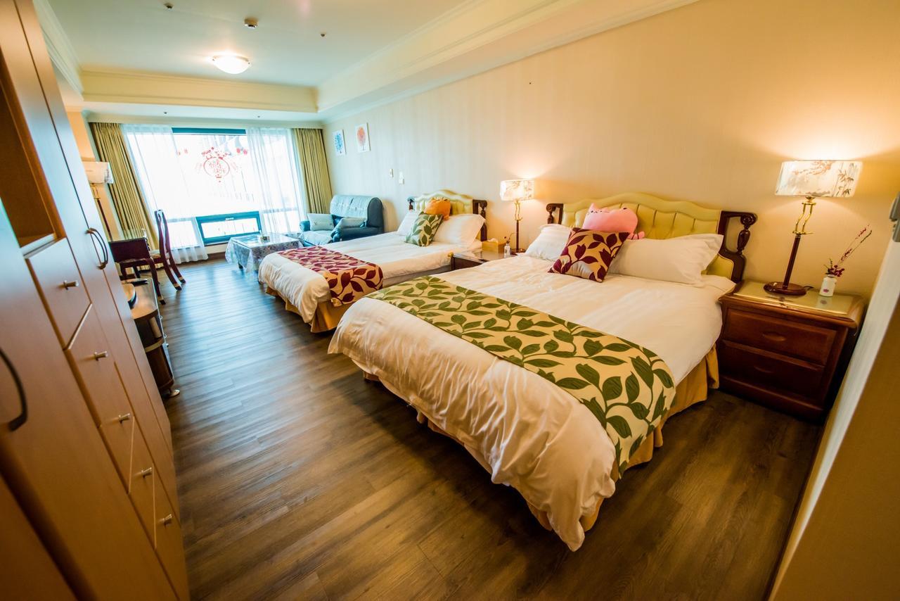 Niwill Homestay Taichung Esterno foto